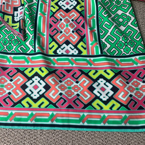 Crown & Ivy‎ Womens Dress Size 4P Green Pink Geometric Kimono Sleeves Shift Work - Picture 4 of 11